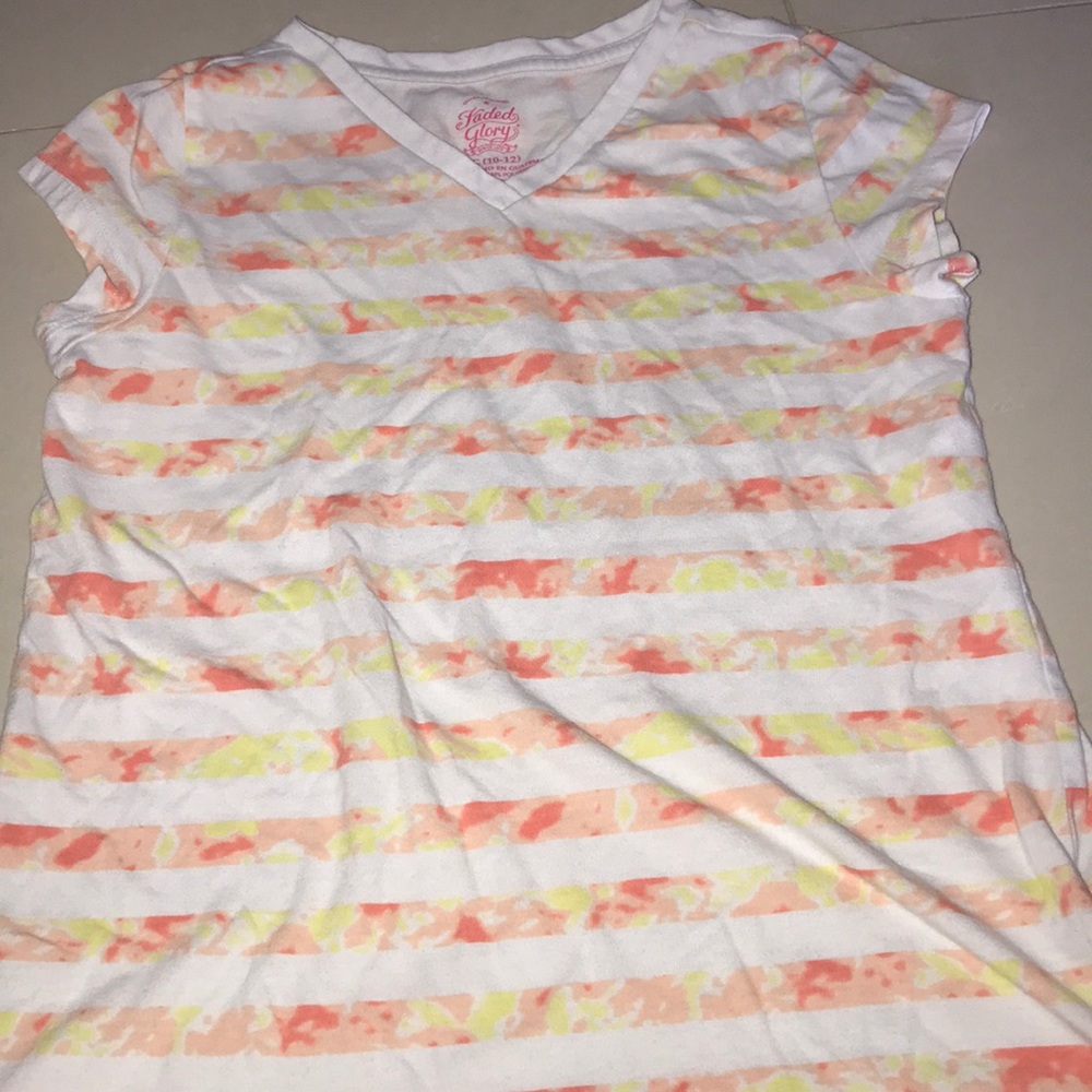 A cute orange and yellow tee